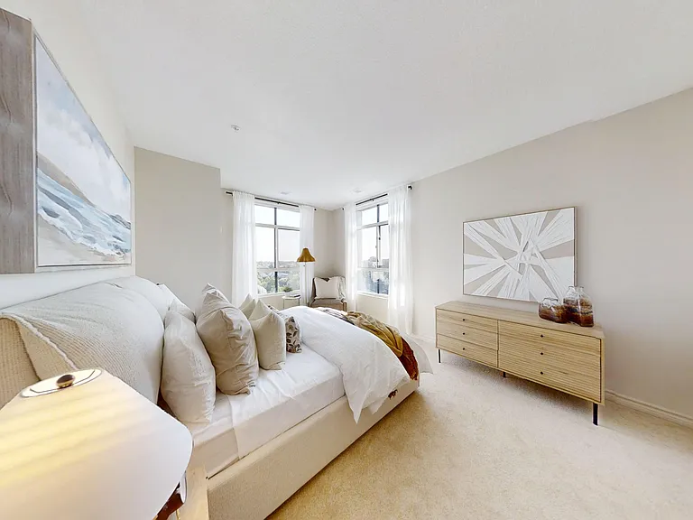 475 King St E — Photo 26