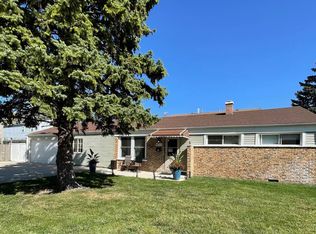 4522 W 83rd Pl, Chicago, IL 60652