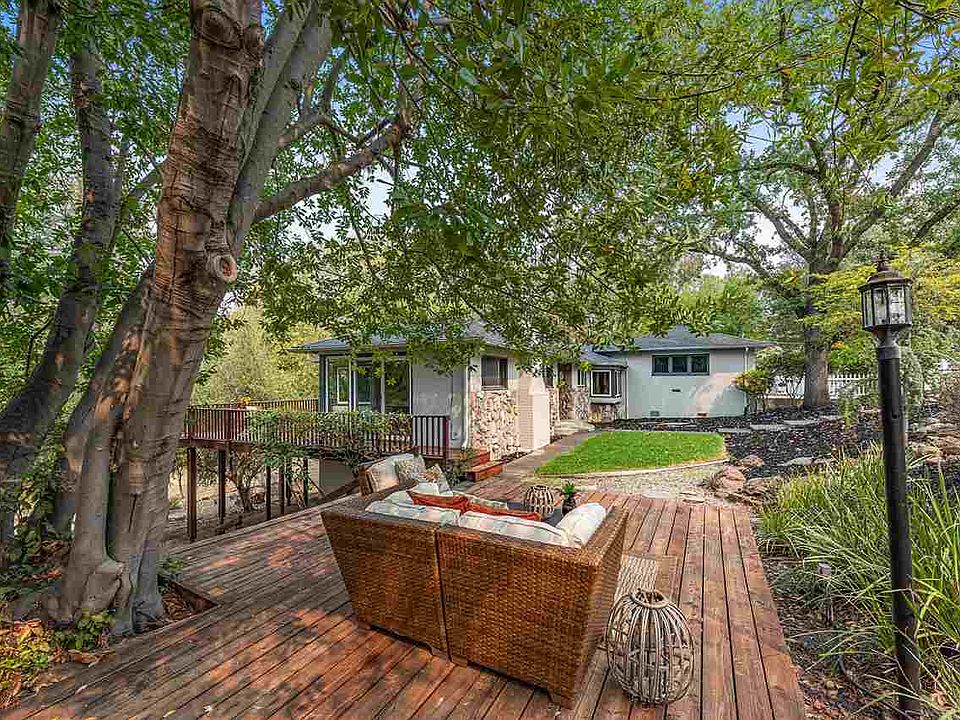 1st image of 2021 Doris Ave