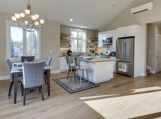 1921 NW Monterey Mews, Bend, OR 97703