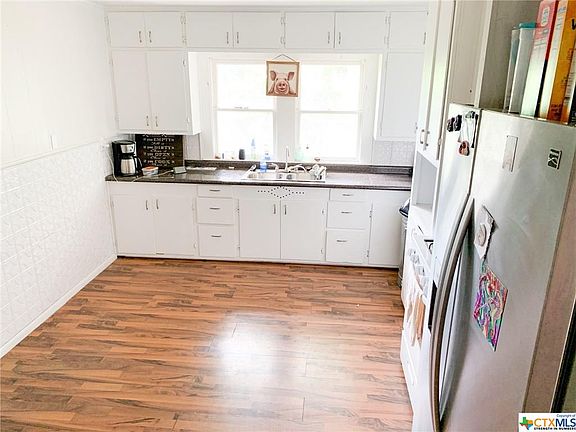 4th image of 308 N Harrison St