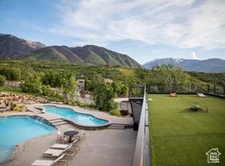 1074 S Loafer Dr, Salem, UT 84653