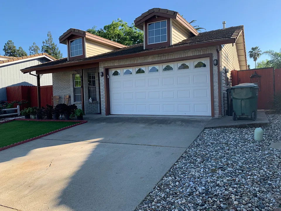 4515 Whimbrell Ct
