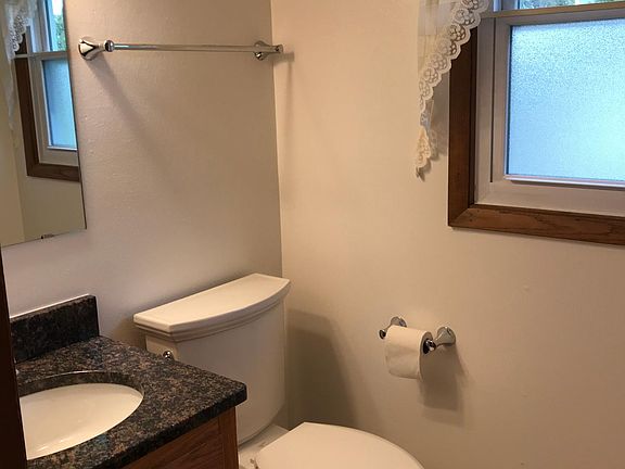 1st floor powder room