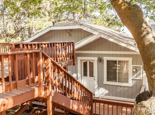 31617 Panorama Dr, Running Springs, CA 92382