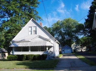 1934 High St, Cuyahoga Falls, OH 44221