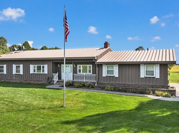 2110 S Blacks Corners Rd, Imlay City, MI 48444