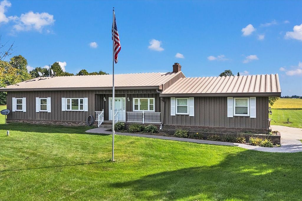 2110 N Blacks Corners Rd - Property Image