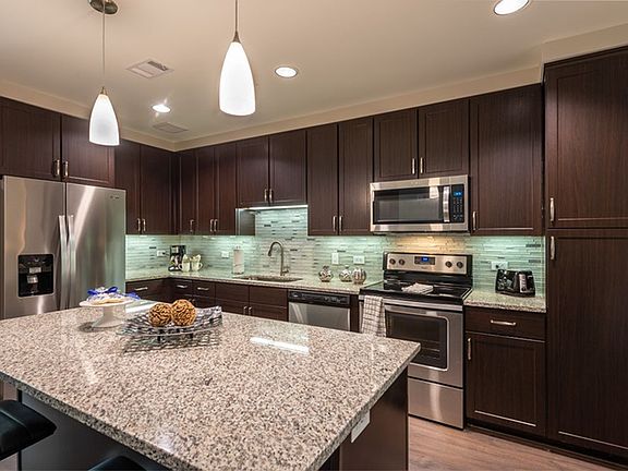 A clean and inviting kitchen layout.