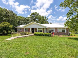 209 Lasseter Dr, Gadsden, AL 35901