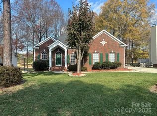 10915 Sycamore Club Dr, Mint Hill, NC 28227