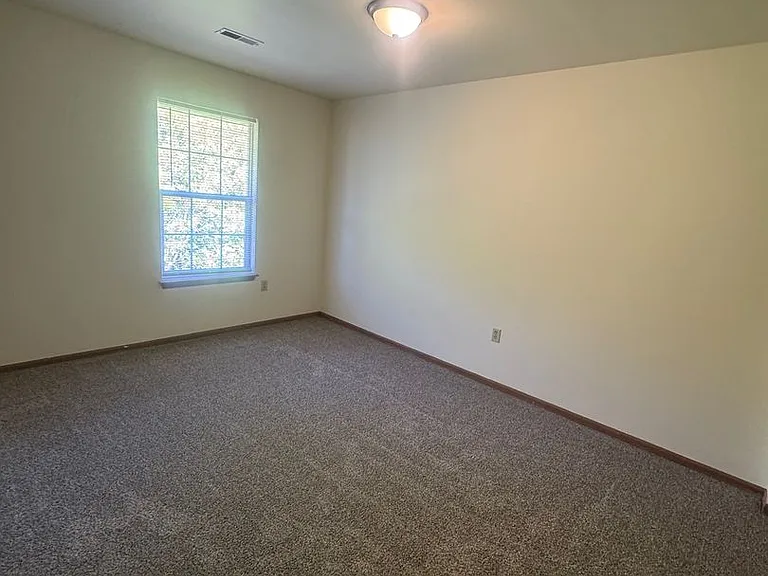 27 Iki Dr — Photo 8