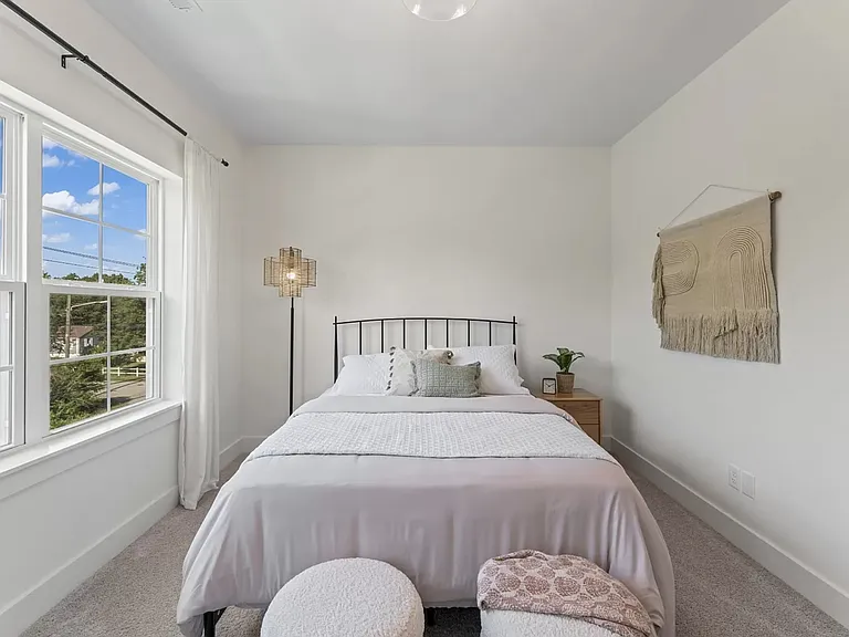 700 N Dupont Ave #212B — Photo 29