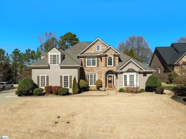 10 Oaklynn Ct, Simpsonville, SC 29680