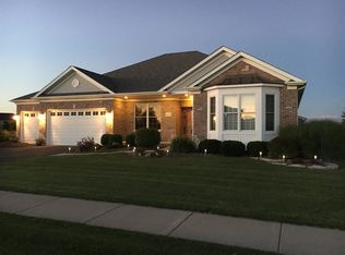 1455 Fairfield Dr, Elburn, IL 60119