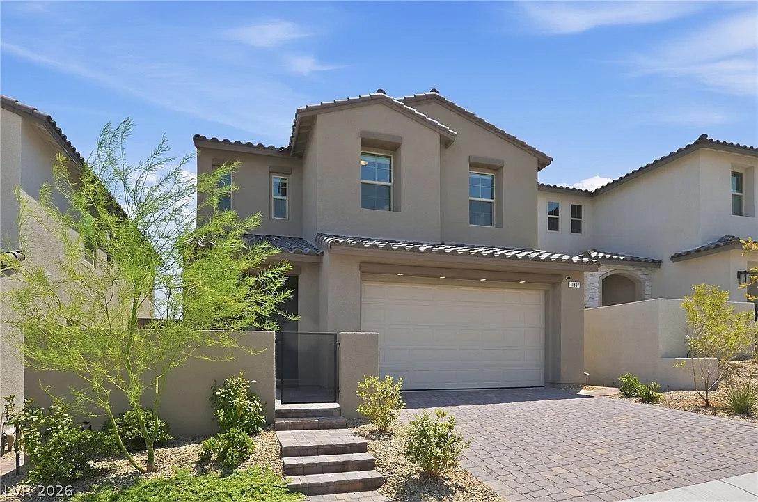 4 bed, 3.0 bath, 2315 sqft, $3,300 — Photo 3