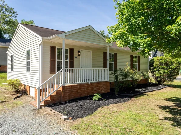 830 Oxford Ln, Burlington, NC 27215