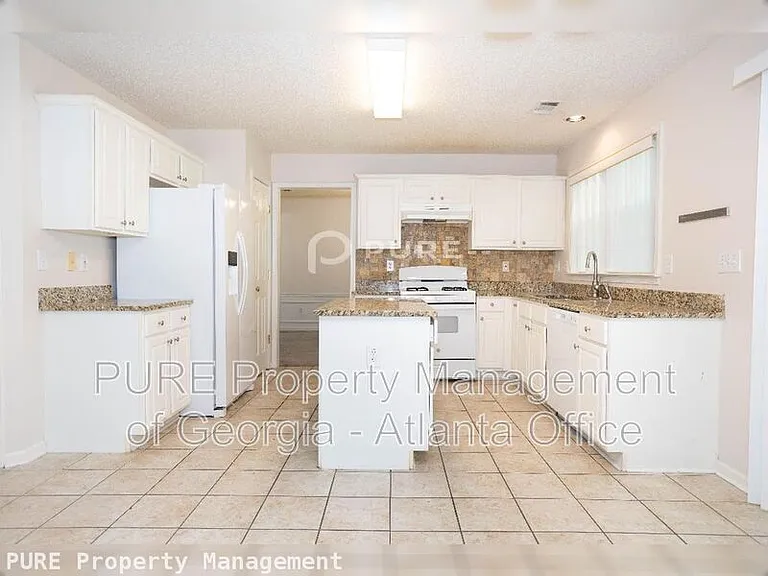 3468 Chastain Glen Ln NE — Photo 9