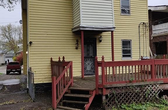 2nd image of 12110 Lenacrave Ave