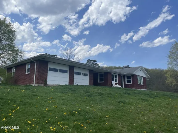 7263 Allegheny Rd, Manns Choice, PA 15550