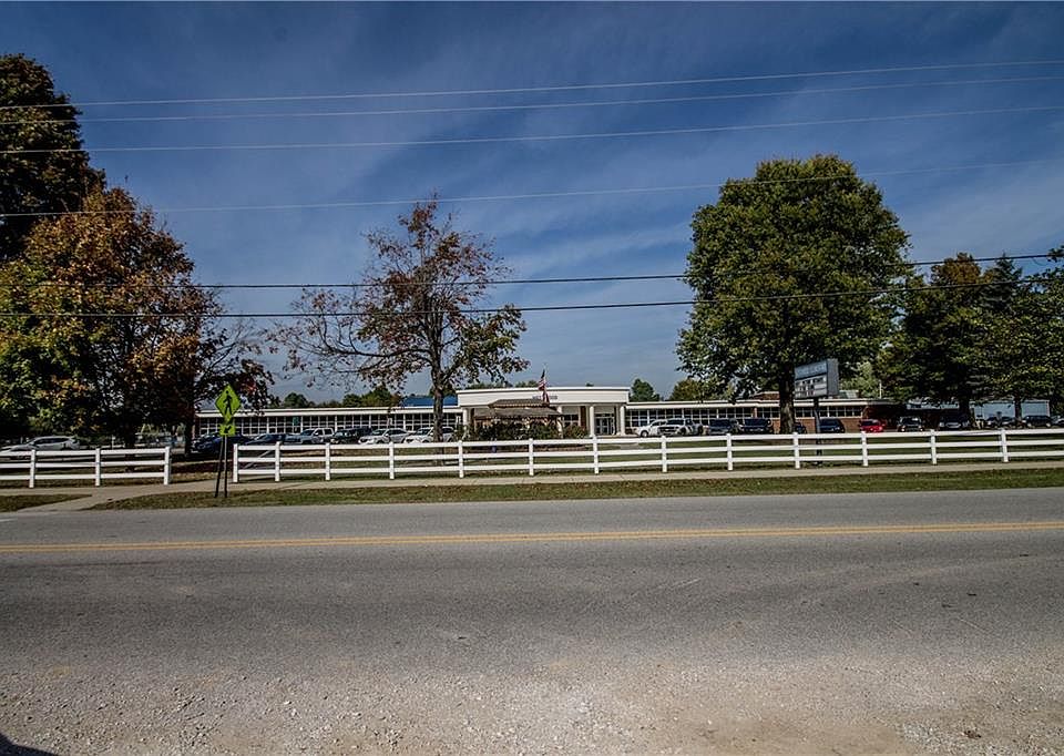 2nd image of 1849 McRay Ave