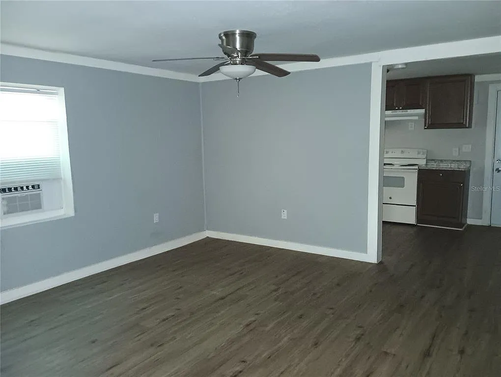 1 bed, 1.0 bath, 650 sqft, $900 — Photo 4