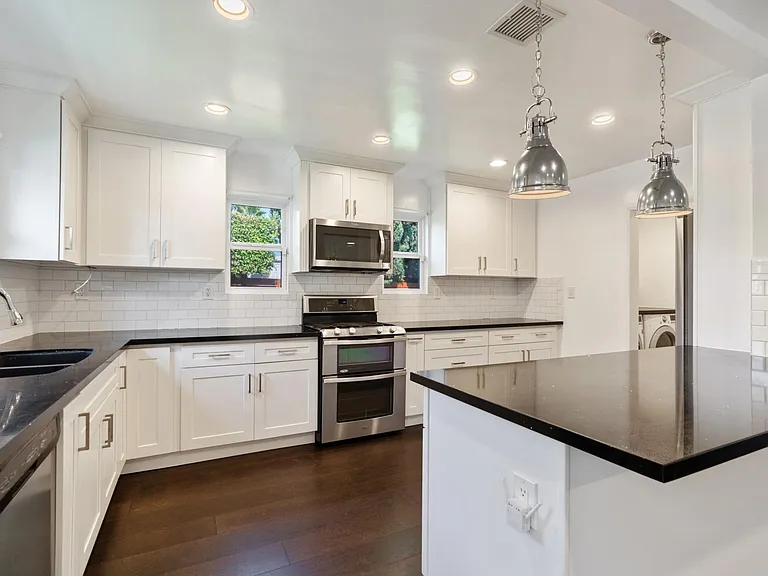 3504 Tuller Ave — Photo 1
