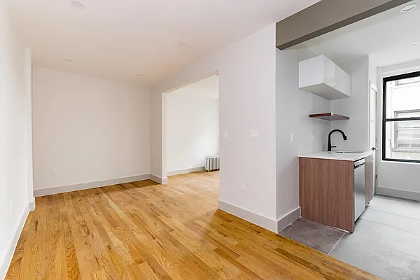 Rented by Nooklyn NYC LLC | media 26