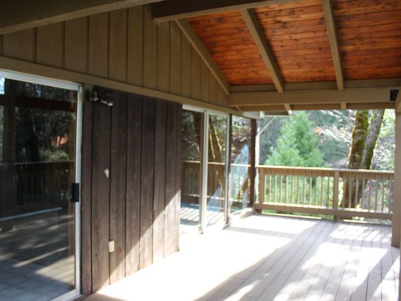 2nd image of 3060 Rolling Hills Dr