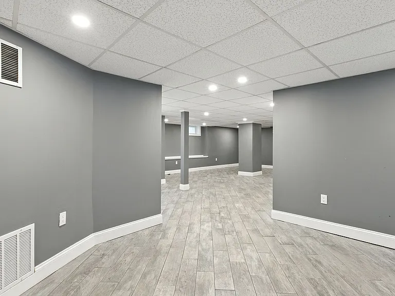 545 Broadway #1 — Photo 19