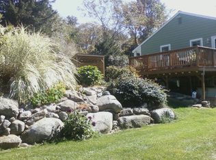 8 Colonial Dr, Littleton, MA 01460