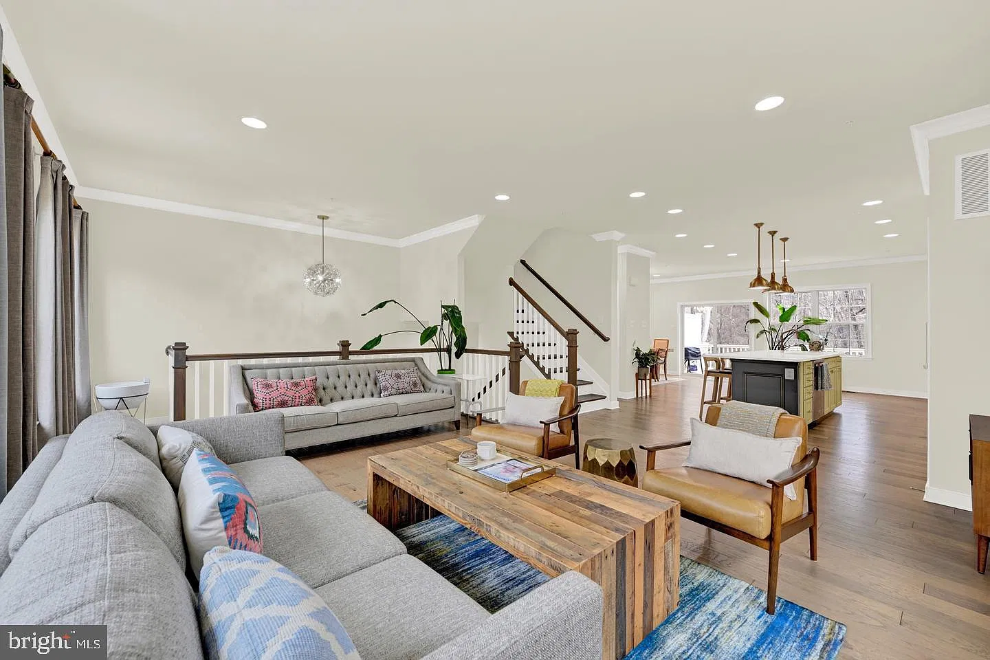3 bed, 3.5 bath, 2712 sqft, $4,500 — Photo 4