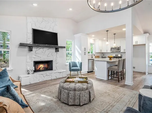 9760 Loblolly Ln, Roswell, GA 30075