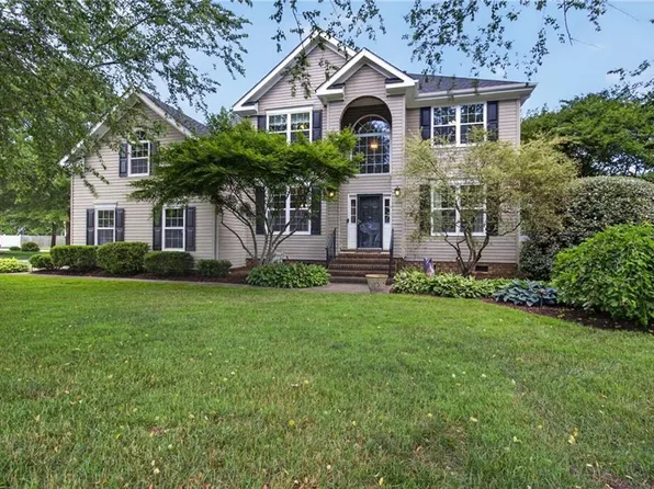 3872 River Oak Cir, Virginia Beach, VA 23456
