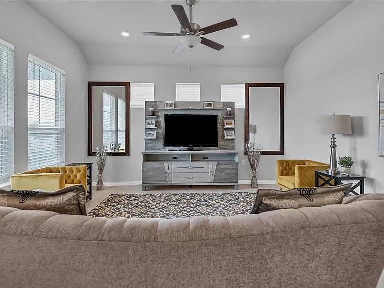 125 Harborside Dr #102 — Photo 14