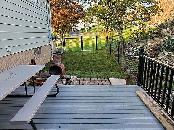 4th image of 540 Broadview Cir