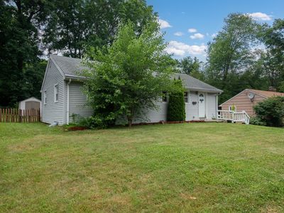 6 Woodside Dr, Bloomfield, CT, 06002