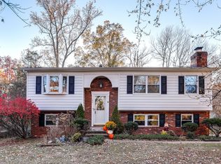 186 Circle Rd, Pasadena, MD 21122