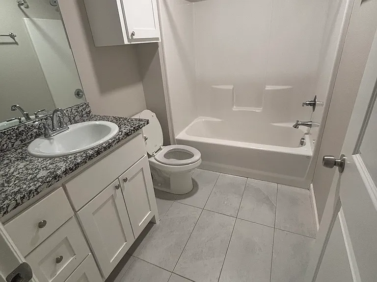 402 W Okmulgee Ave — Photo 11