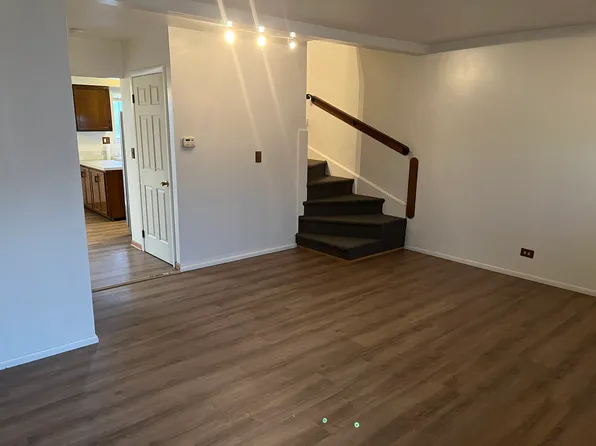 3086 Saint Ives Ln, Richton Park, IL 60471