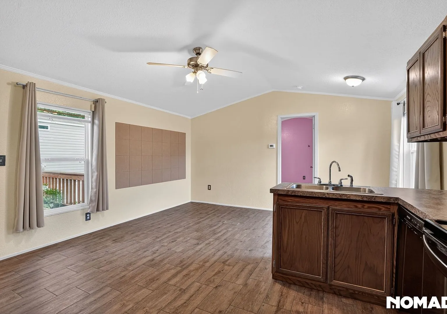 Charming 2BR mobile home in Spring — Photo 4