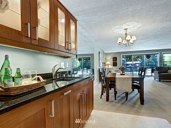 4th image of 13283 15th Ave NE #B19