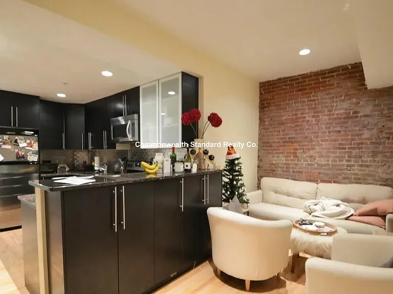 1203 Beacon St #7 — Photo 6
