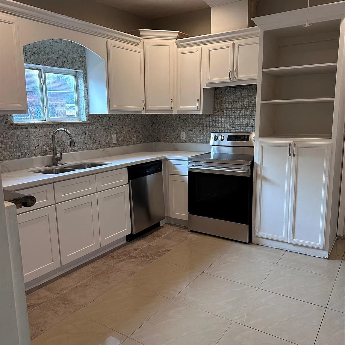 2 bed, 2.0 bath, 864 sqft, $1,400 — Photo 4