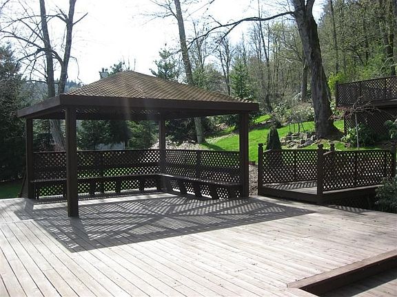 great decking with Gazebo and Hot tub