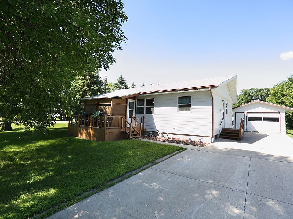 273 Hayden St, Pembina, ND 58271 Zillow
