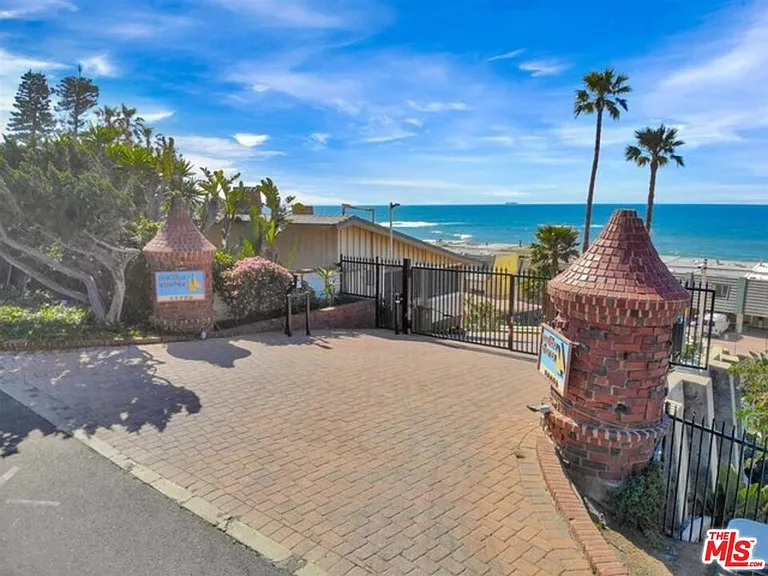 11770 Pacific Coast Hwy #D — Photo 28