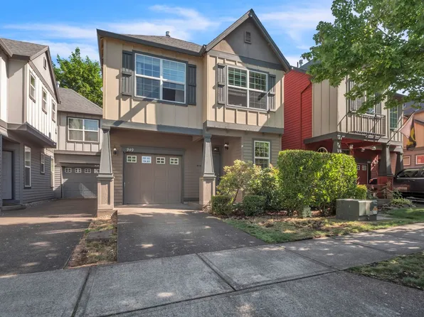 949 SE Tamango St, Hillsboro, OR 97123