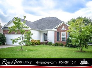 1413 Williamsburg Ln, Monroe, NC 28110