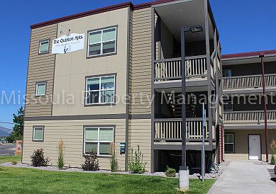 2nd image of 950 Mount Ave APT 103